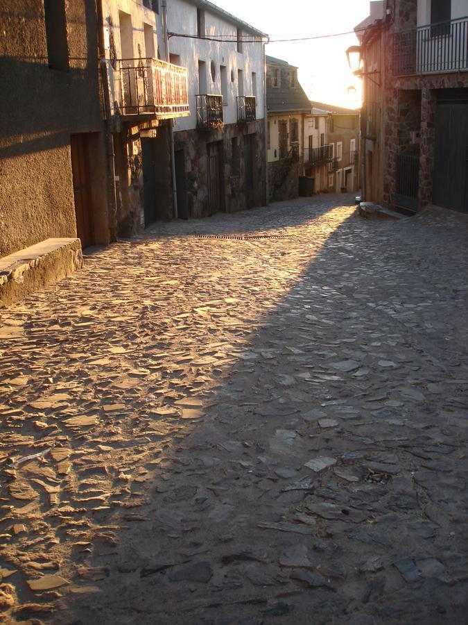 Apartamentos Sierra De Francia Monsagro Esterno foto
